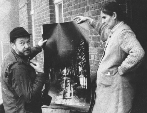 Andrzej Różycki i kobieta. 